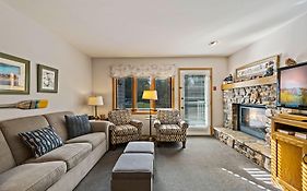 Evergreen Hill Condominiums